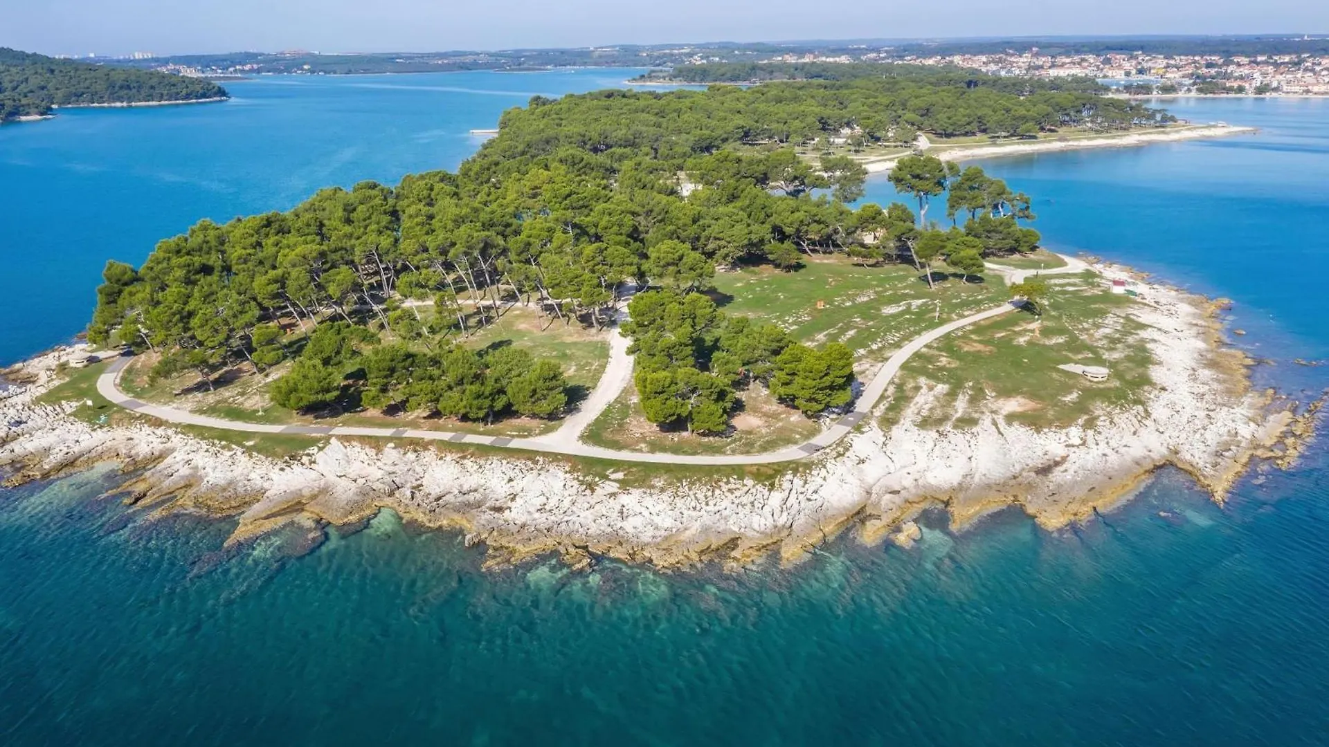 Pool Villa Brijunis Blick - Happy Rentals Pula
